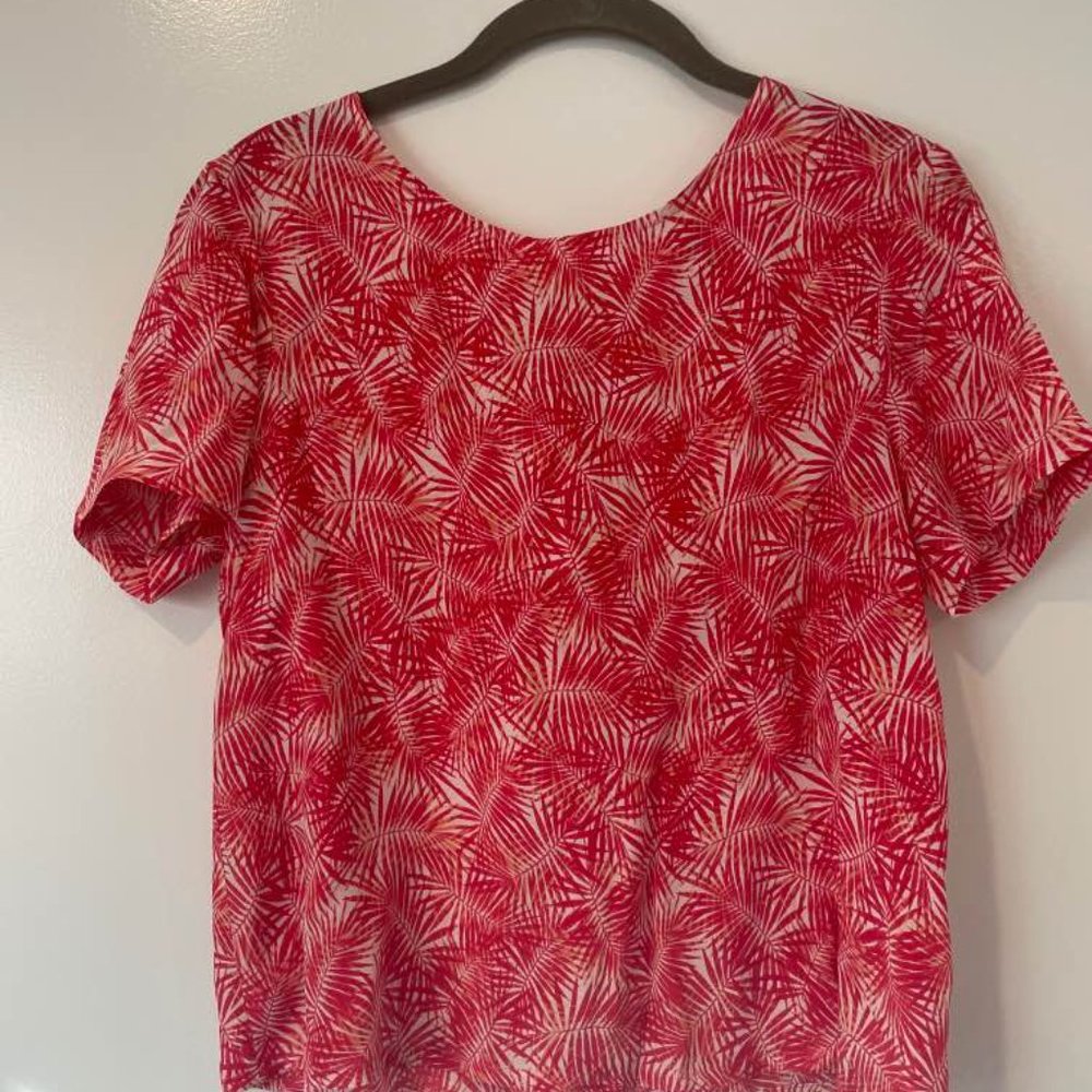Amour Vert Short Sleeve Silk Top